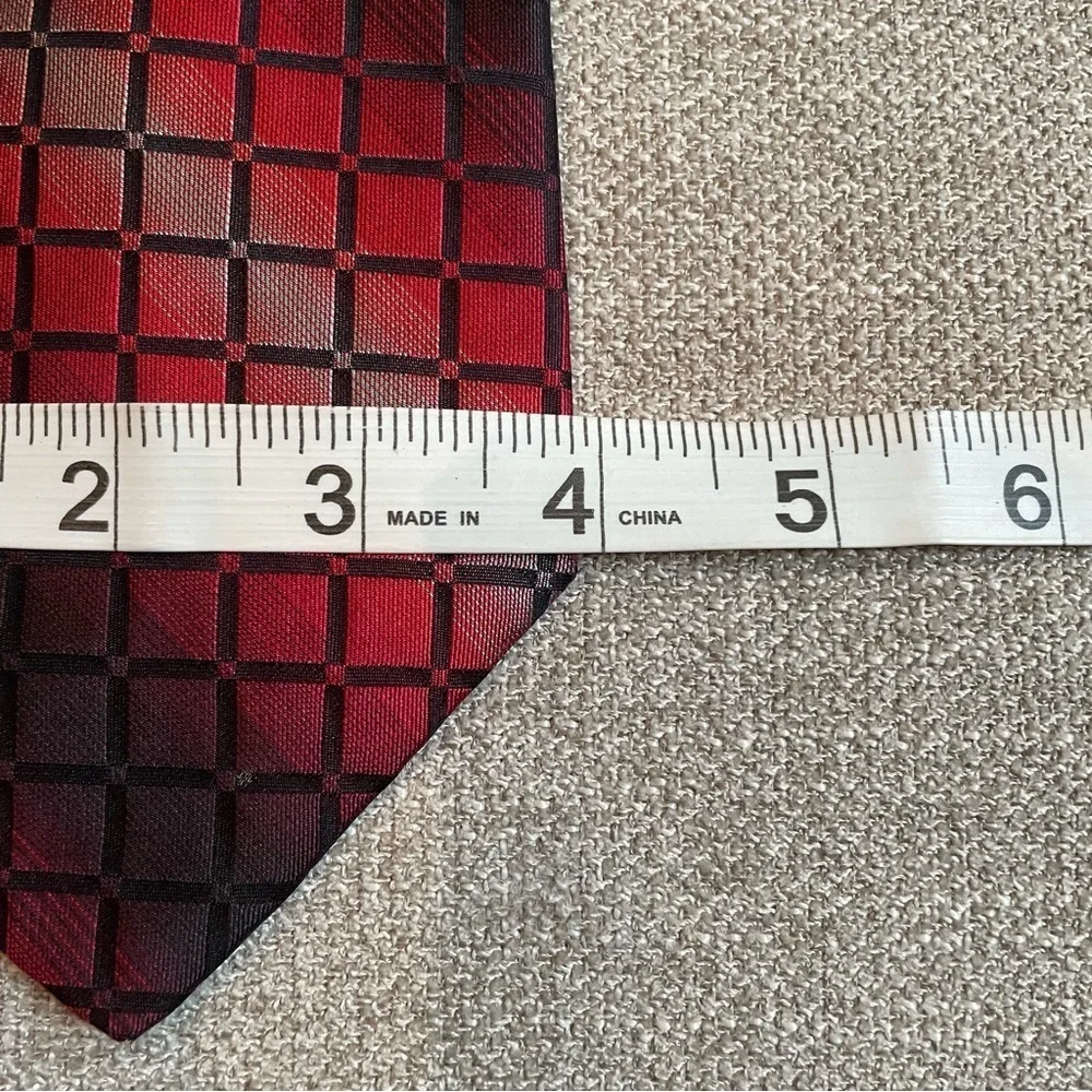 Conte di Milano Red Grey Black Square Pattern 100% Silk Men’s Geometric Tie
